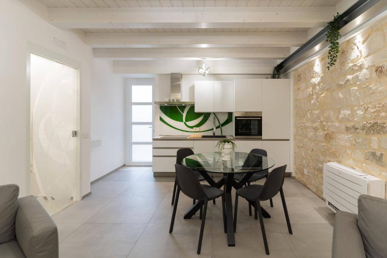 Lovely Modern Apartment Modica Exterior photo